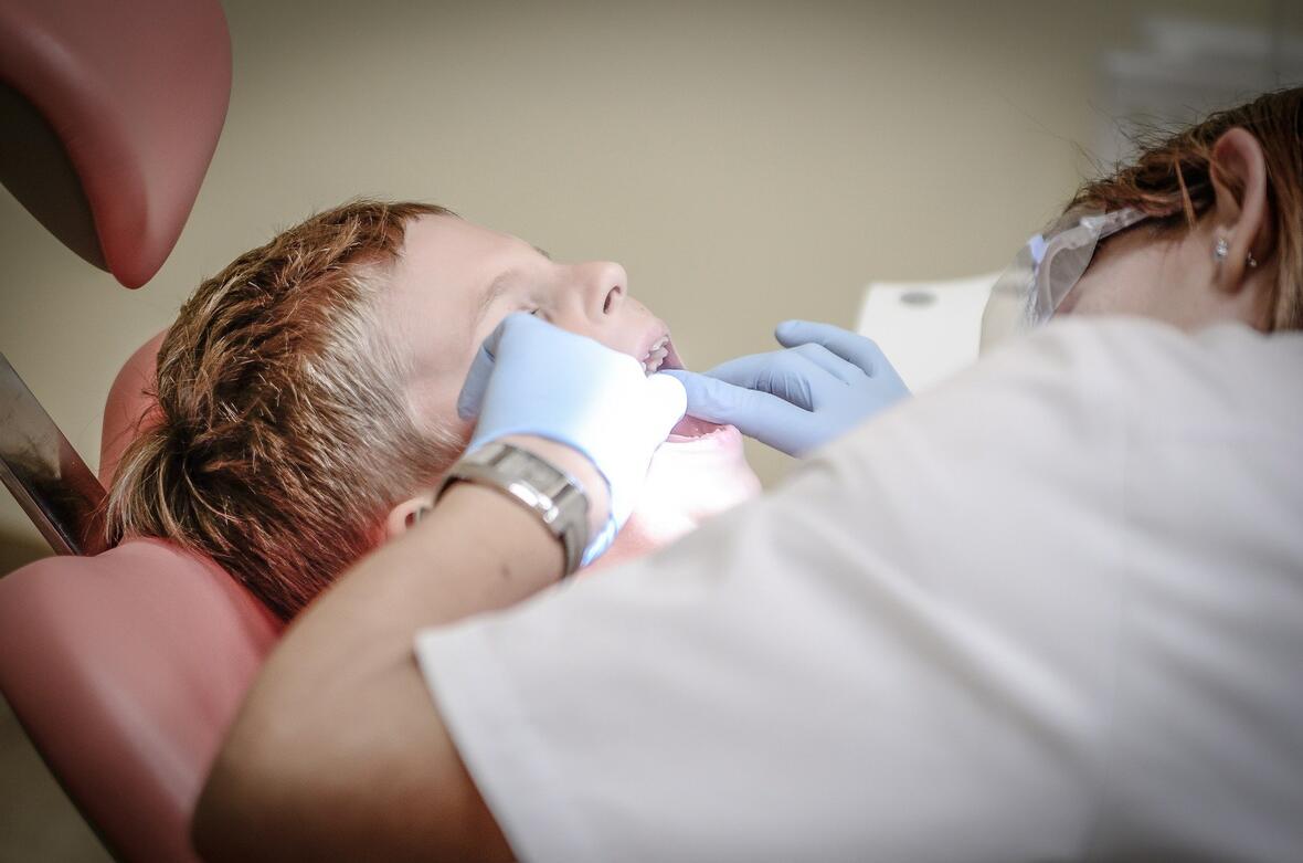 dentist-428646_1920